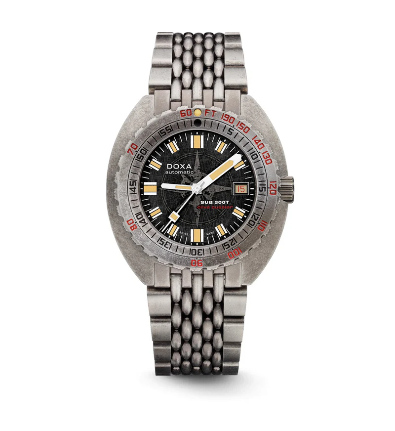 DOXA SUB 300T Sharkhunter Clive Cussler