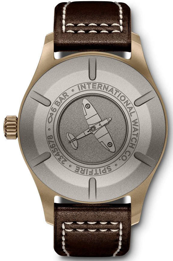 Pilots Watch Automatic Spitfire