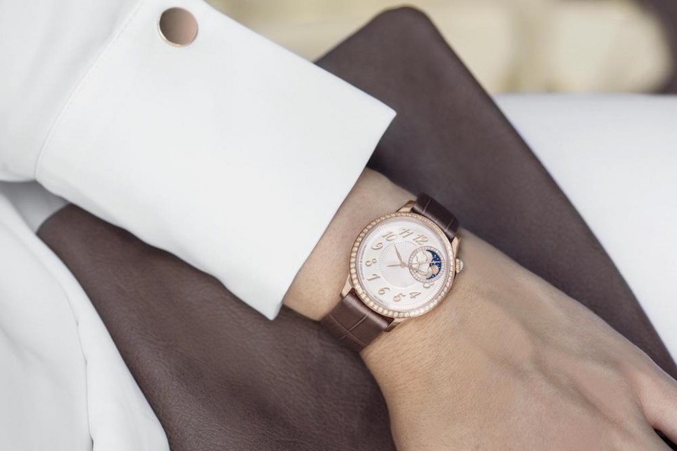 Egerie Moon Phase
