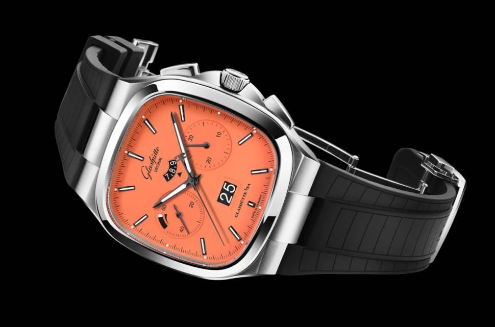 Vintage Seventies Chronograph Panorama Date