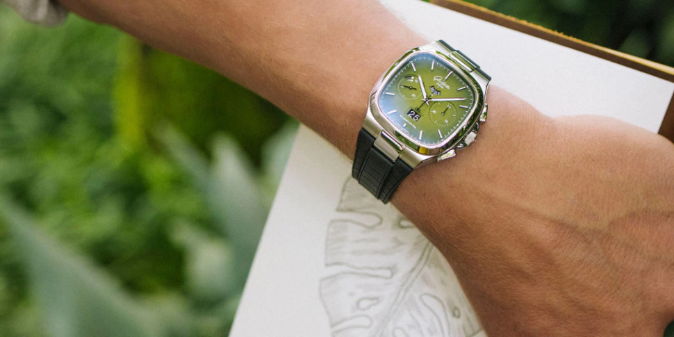 Vintage Seventies Chronograph Panorama Date