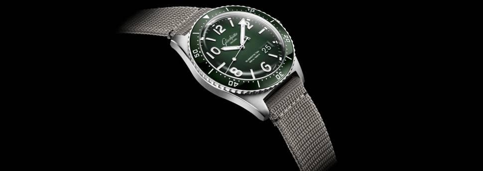 Glashuette Original Spezialist SeaQ Panorama Date