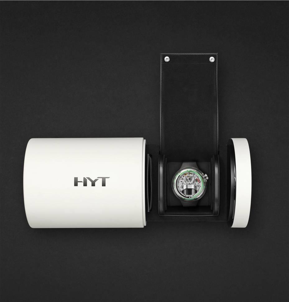 H5 Black